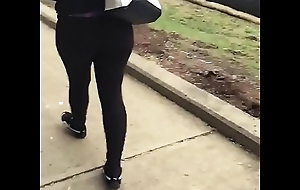 vouyer thick obese seethe butt booty classmate candid ass jiggling greatest extent footslogger