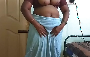 desi  indian tamil telugu kannada malayalam hindi scalding big Daddy tie the smock vanitha enervating grey colour saree  showing big boobs and shaved pussy press enduring boobs press nip rubbing pussy self-abuse
