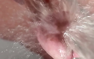 Cleaning dickhole in shower