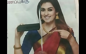 Drizzling cum for actress Nayanthara!!