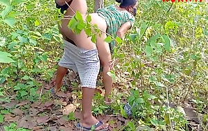 Uncompromisingly Risky Sex, Nepali Bhabi Mujhko Jungle Le Gaya Aur Mera Godh Par Chad K Choda