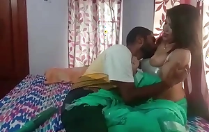 Indian sexy nokrani fucked by young boss.. viral with conspicuous audio!!