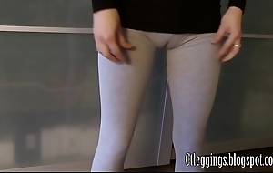 Workout cameltoe close by old leggings.